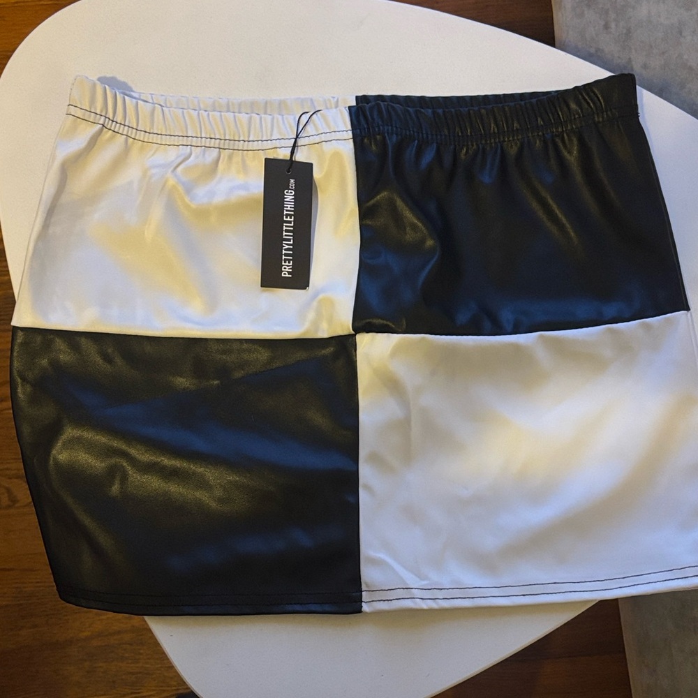 PrettyLittleThing Black and White Athletic Shorts